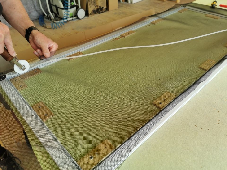 Reparatur Insektenschutzgitter, A. Bader Fenster Türen Innenausbau GmbH-Hohenmölsen