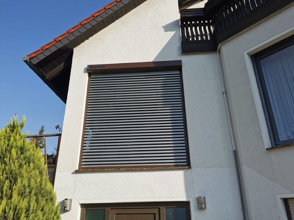Solarrollläden, A. Bader Fenster Türen Innenausbau GmbH-Hohenmölsen