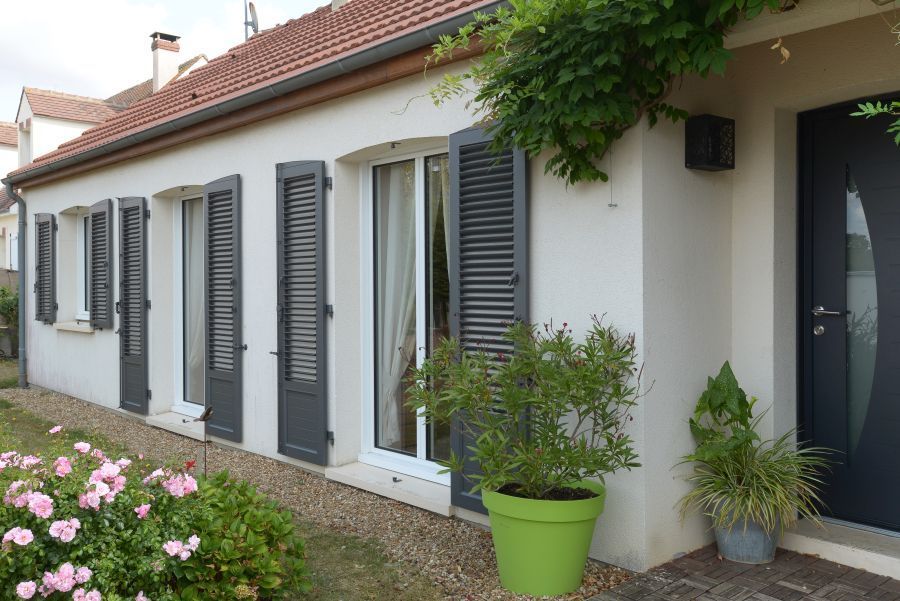 Schiebeläden, A. Bader Fenster Türen Innenausbau GmbH-Hohenmölsen