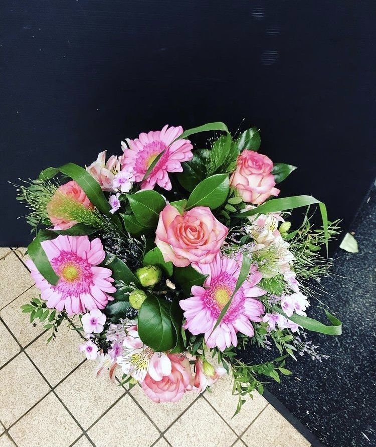 Bouquet fleurs roses