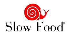 Logotipo de caracol rojo sobre el texto