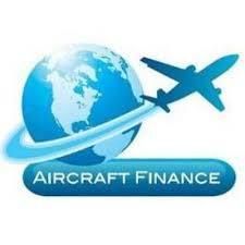 Globo azul con una trayectoria en espiral y un avión, texto