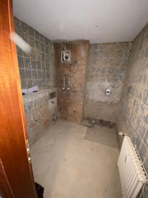 Badsanierung von Amario Sanierung in Stuttgart vorher