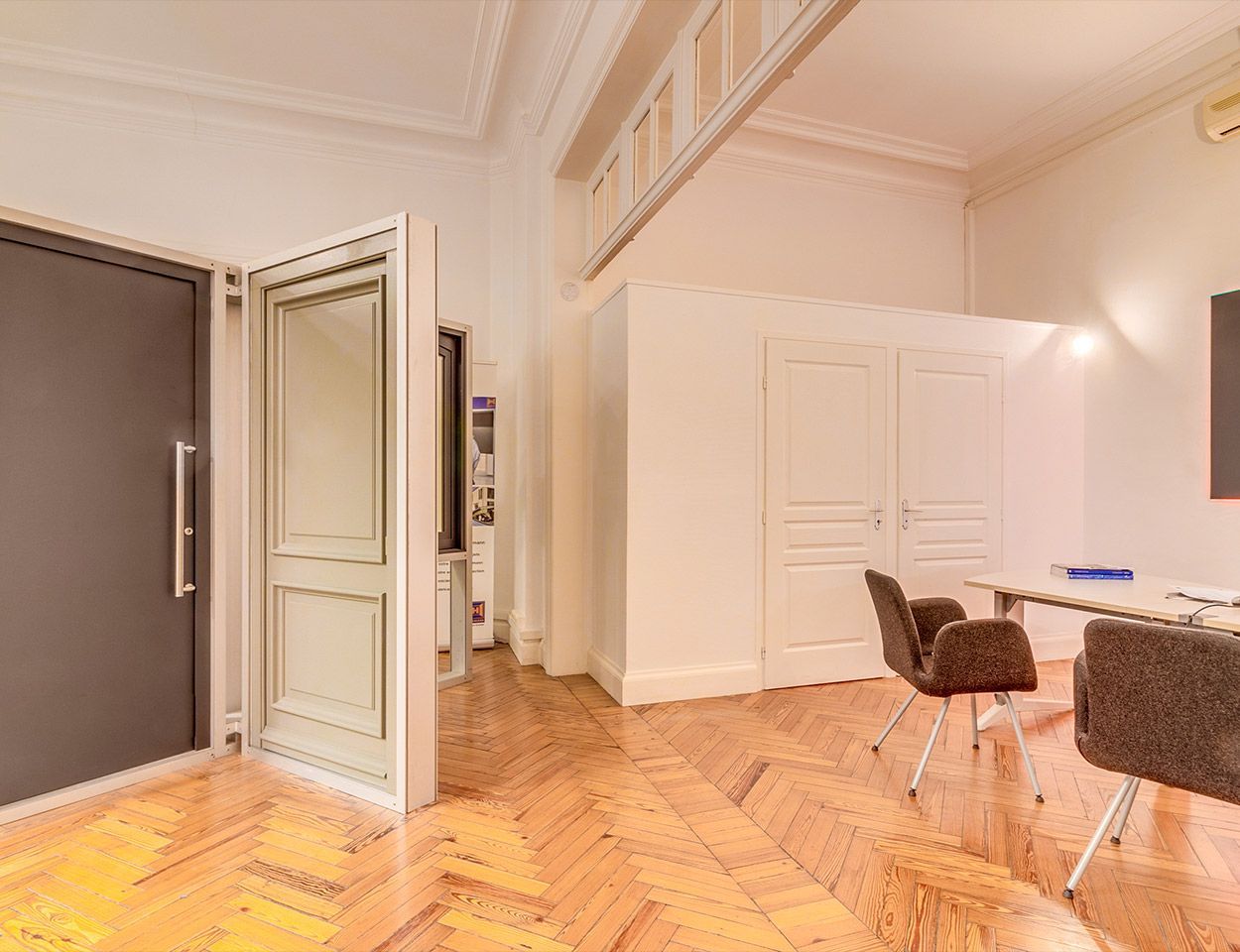 Salle des locaux de la société SAF Fermetures