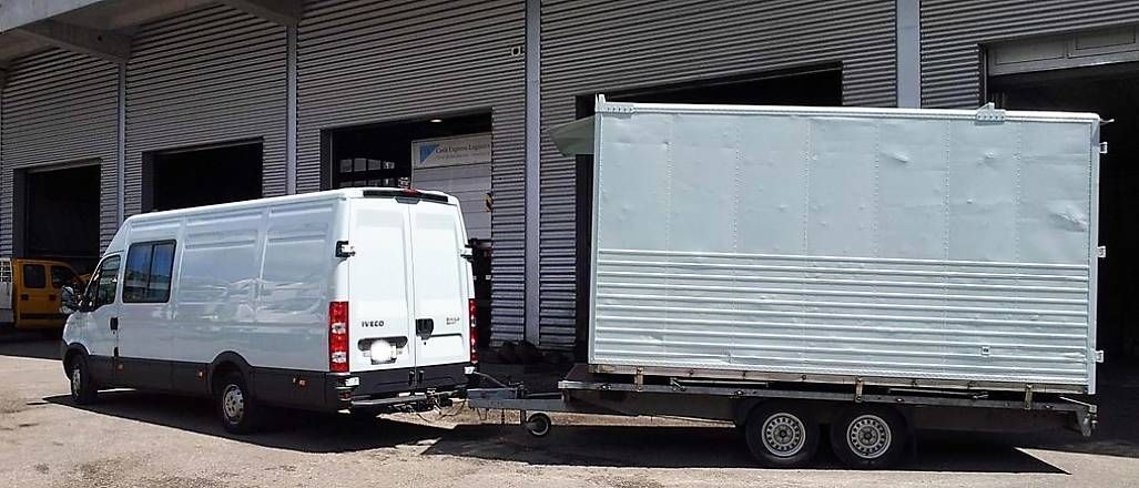 Transportwagen mit Anhänger von ABC Transport & Warentaxi Andreas Schneider