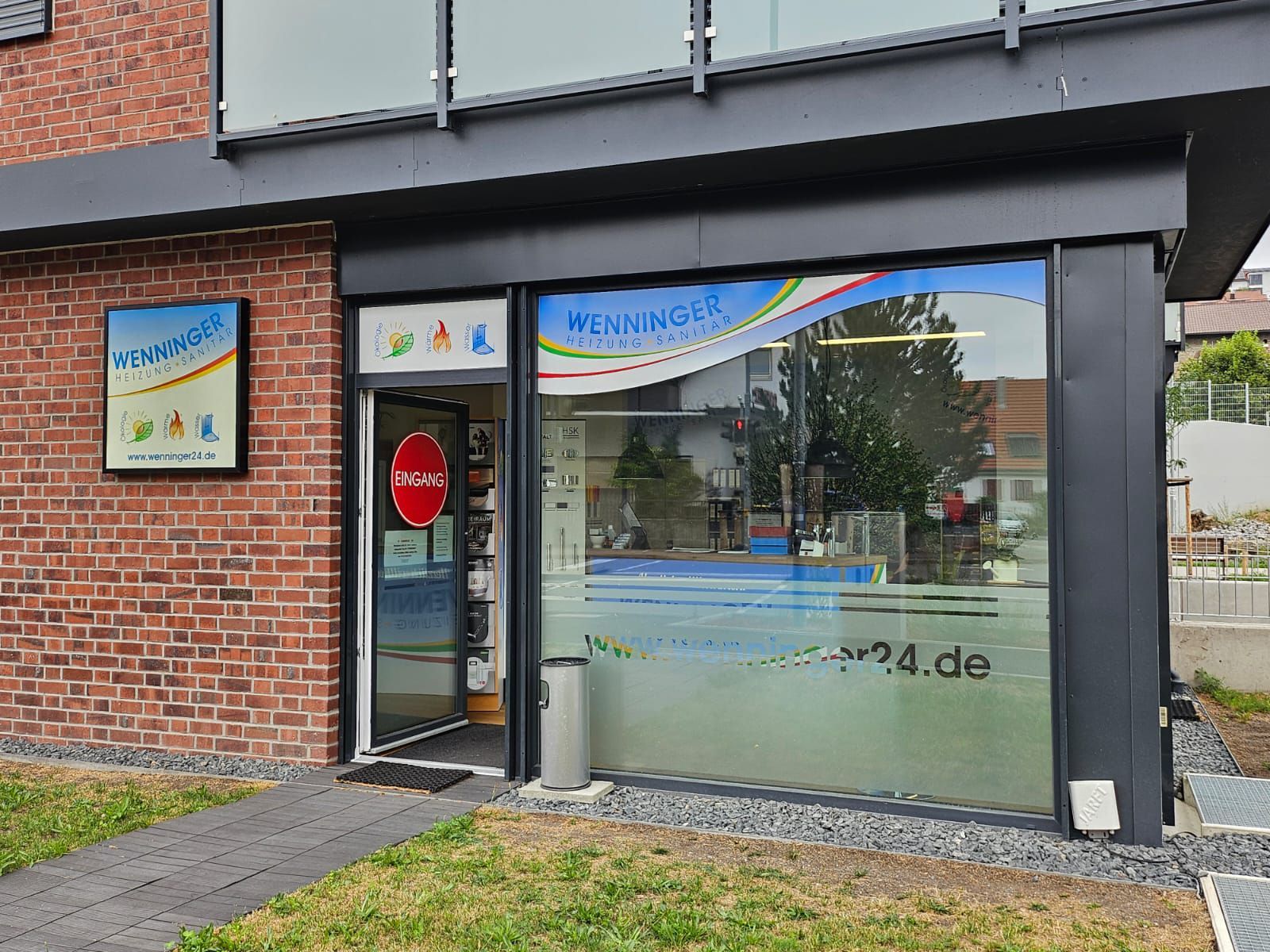 Eingangsbereich von Büro Wenninger – Heizung und Sanitär
