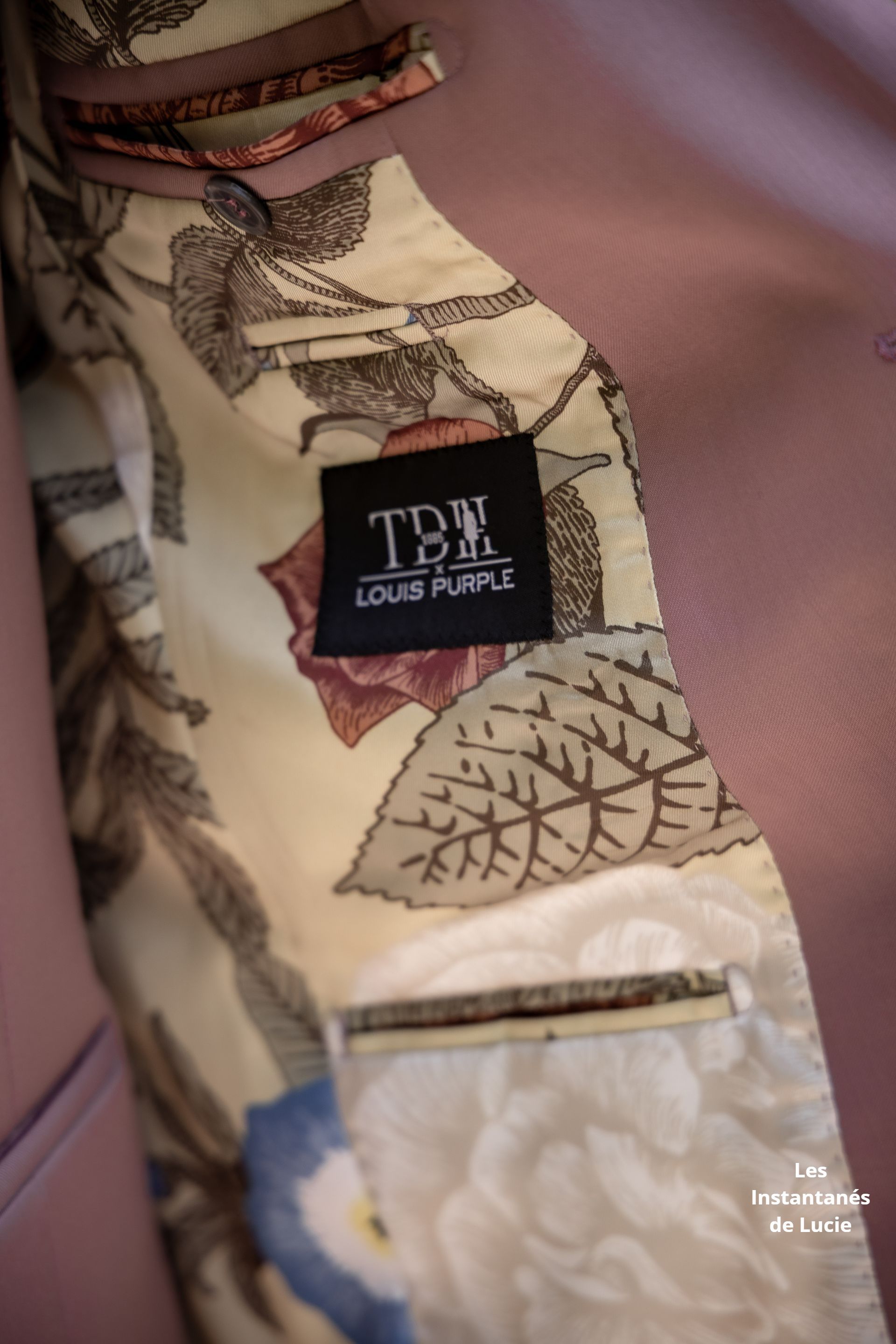 Costume marque Louis Purple.