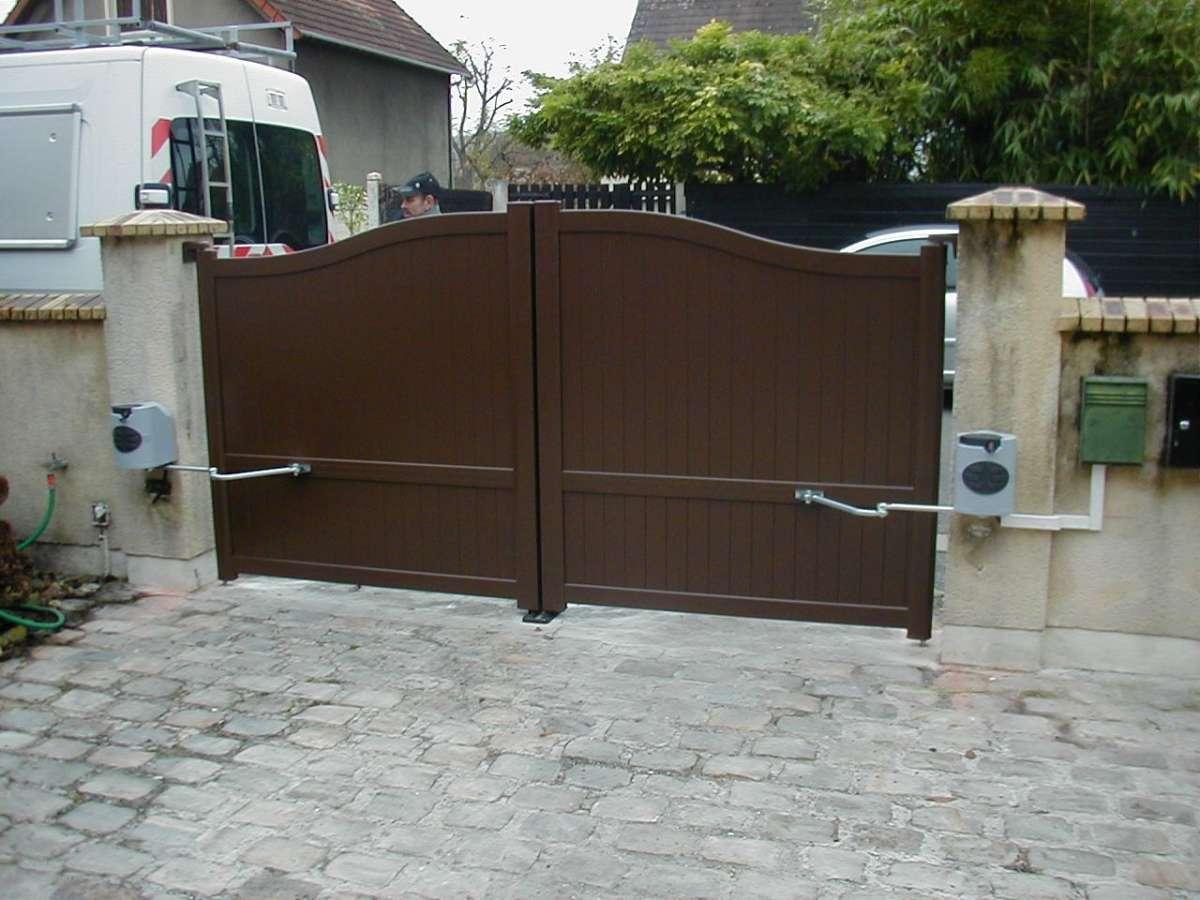 Moneyron après intervention, nouveau portail automatique