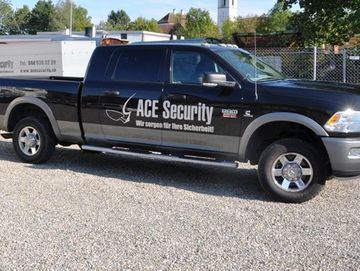 Bauzaun Sichtschutz schwarz - ACE Security GmbH (ACE Rent) - Kloten