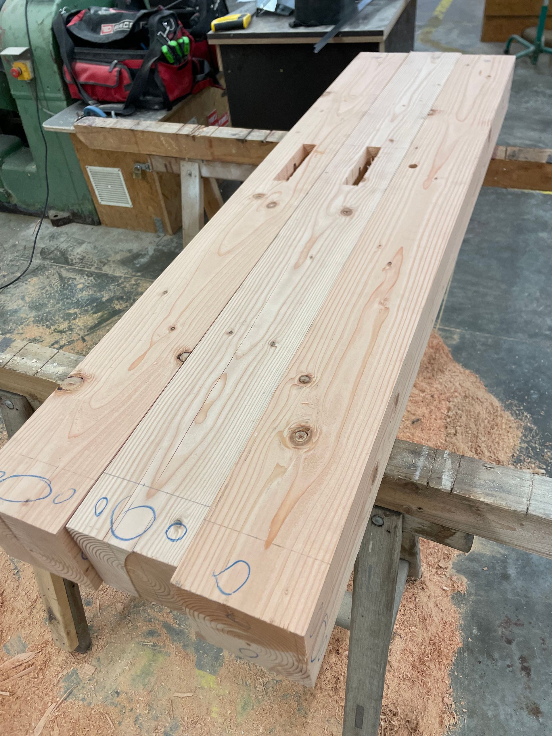 Planches de charpente