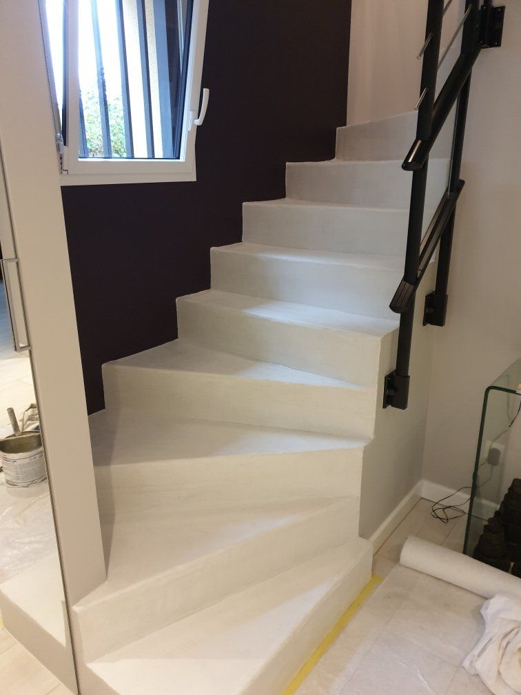 Escalier béton ciré