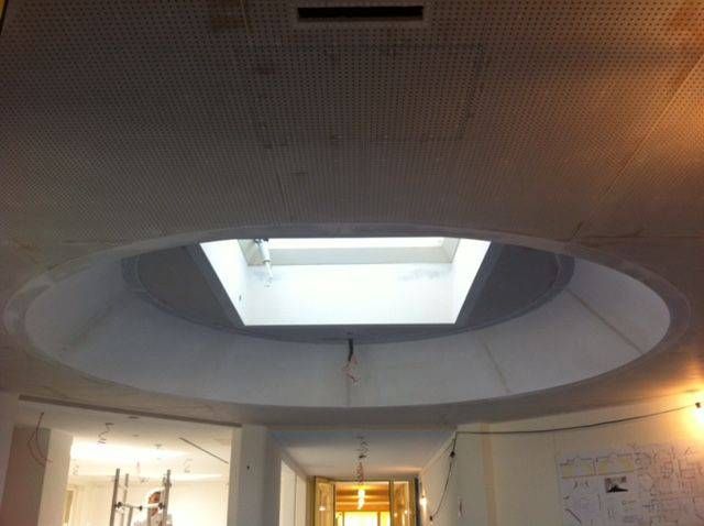 Akustikdecke in Arbeit mit Kreis und Oblicht - [company] in Frauenfeld