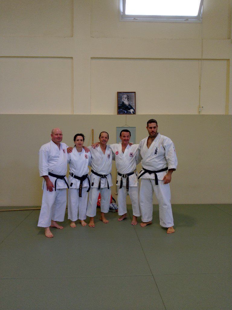 Karate & Kobudo Schule