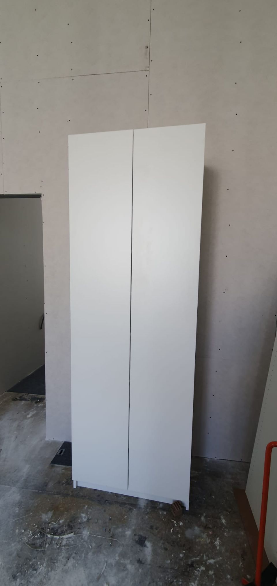 armoire blanche