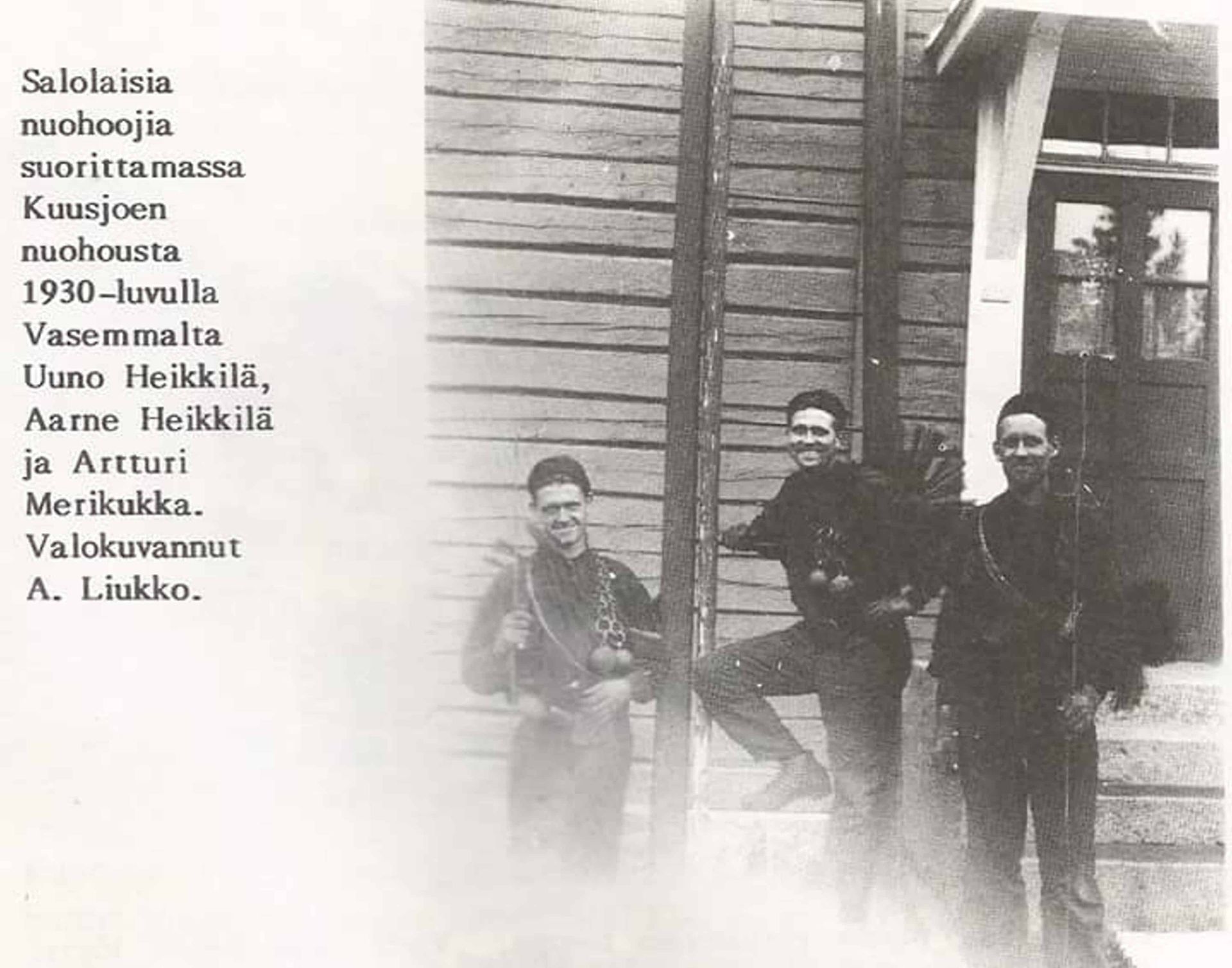 Salolaisia nuohoojia suorittamassa Kuusjoen nouhousta 1930-luvulla