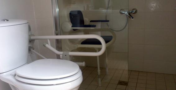 Salle de bains PersonnesMobiliteesReduites