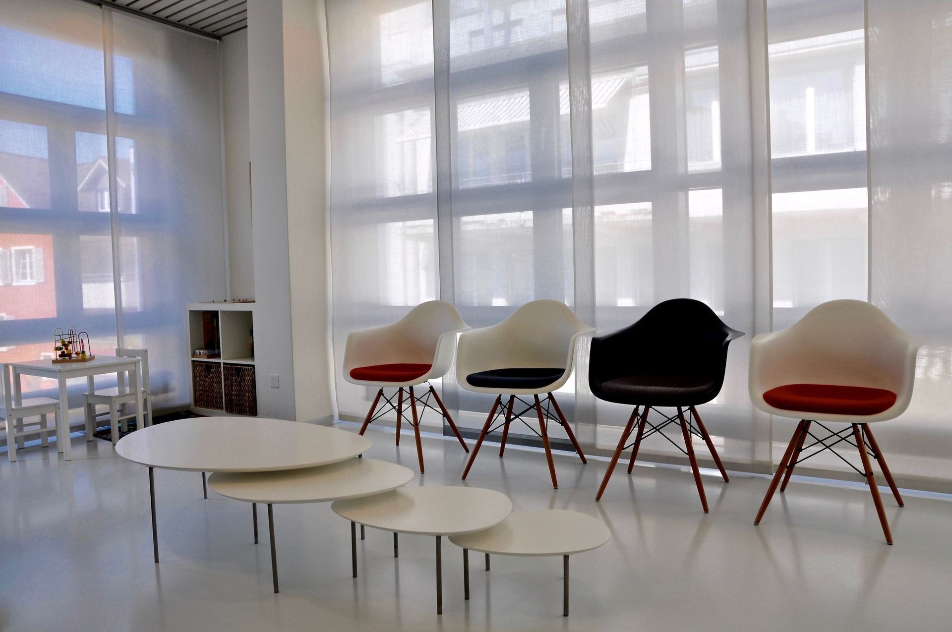 Wartebereich - Dr. med. Sandra Cavero (-Vanek)