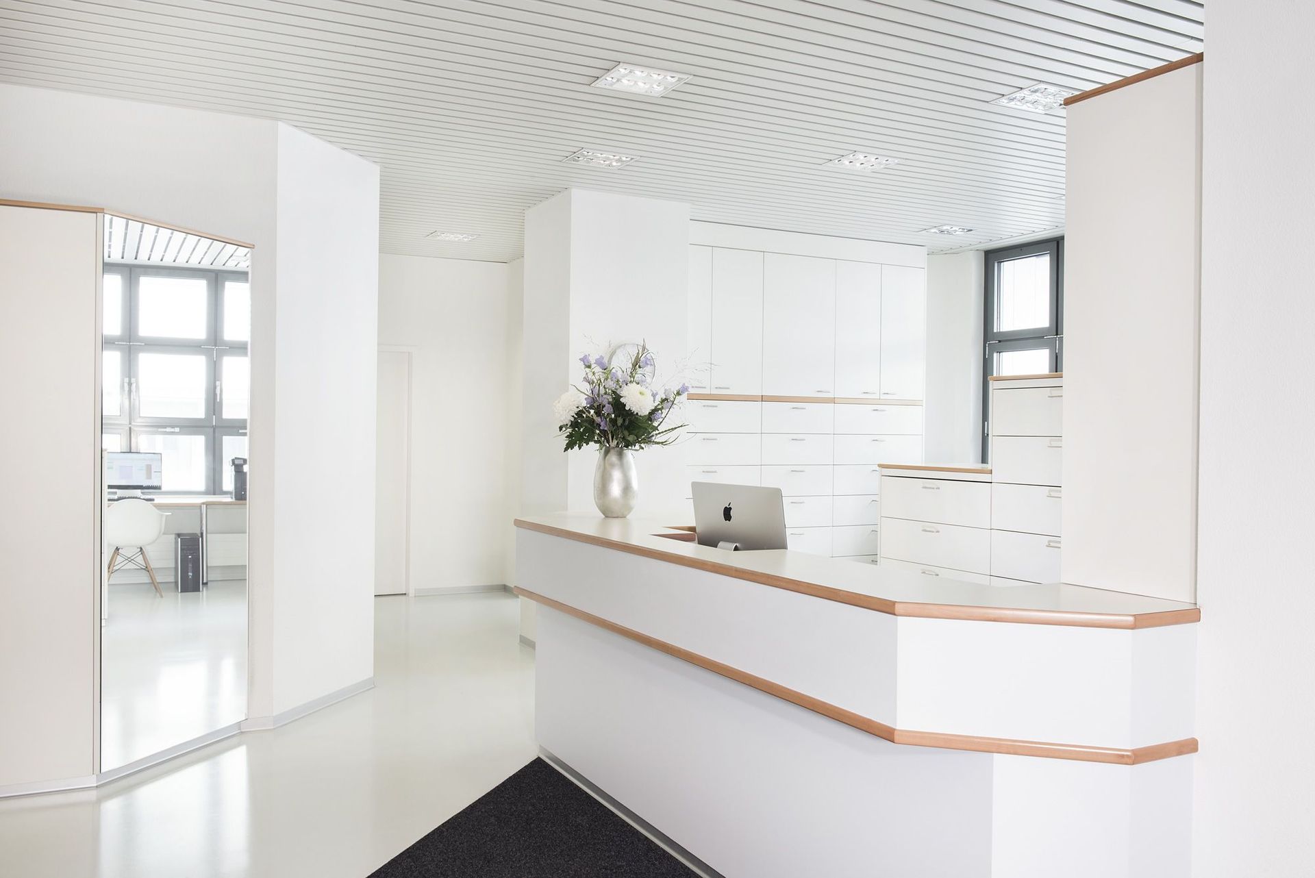 Réception - Dr. med. Sandra Cavero (-Vanek)