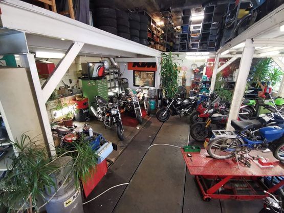 Räth Performance Motos Motorradwerkstatt und -geschäft