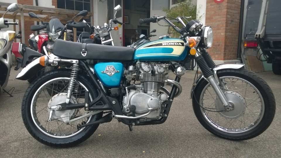 Eine Honda CL450 von Räth Performance Motos