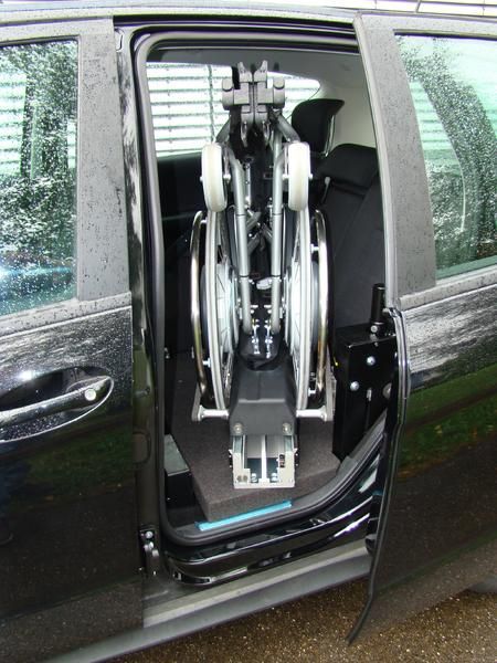 Rollstuhleinzug Edag