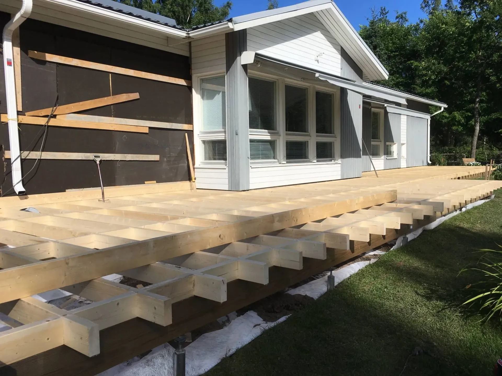 akaanasuntosaneeraus