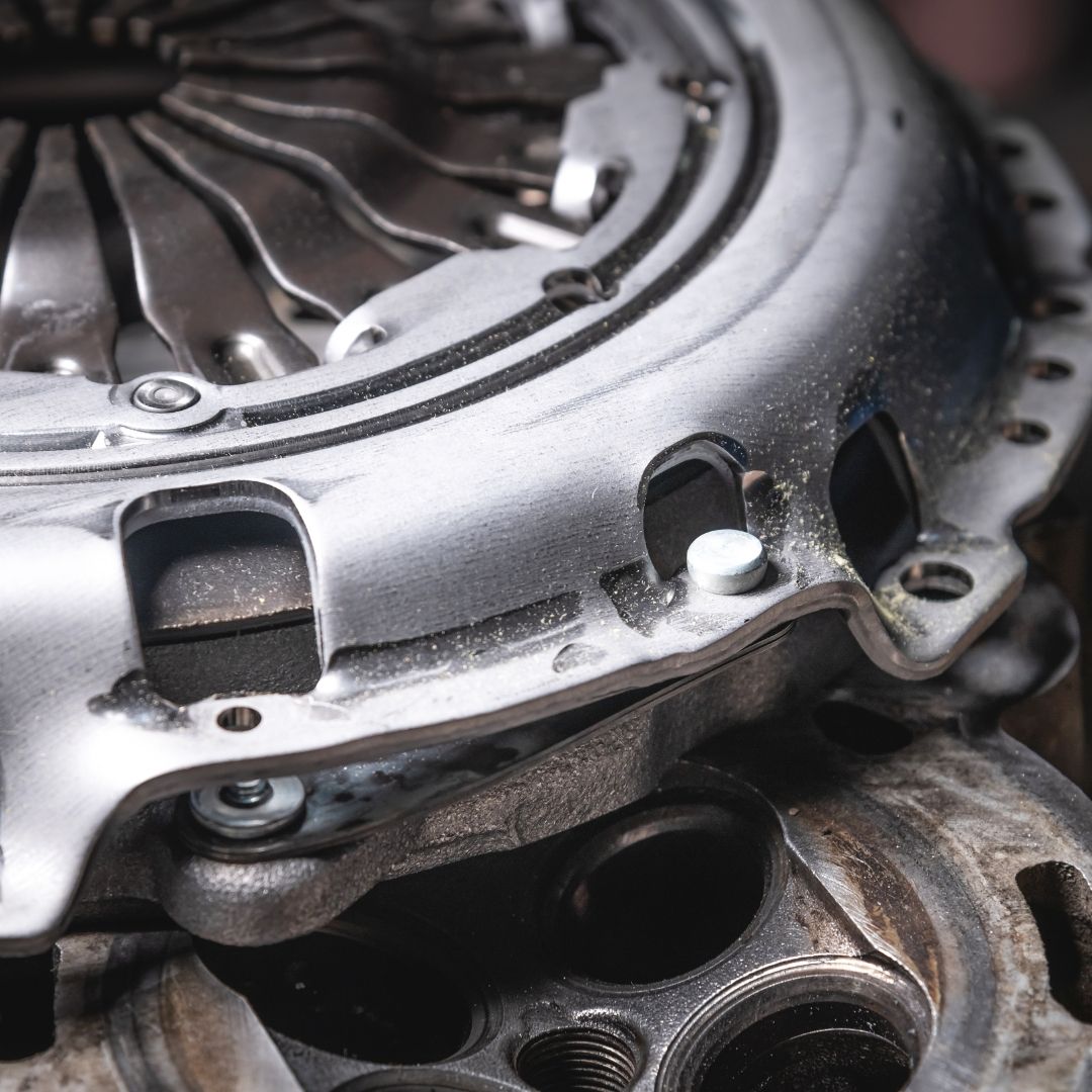 Servicio de reparación y sustitución de embrague