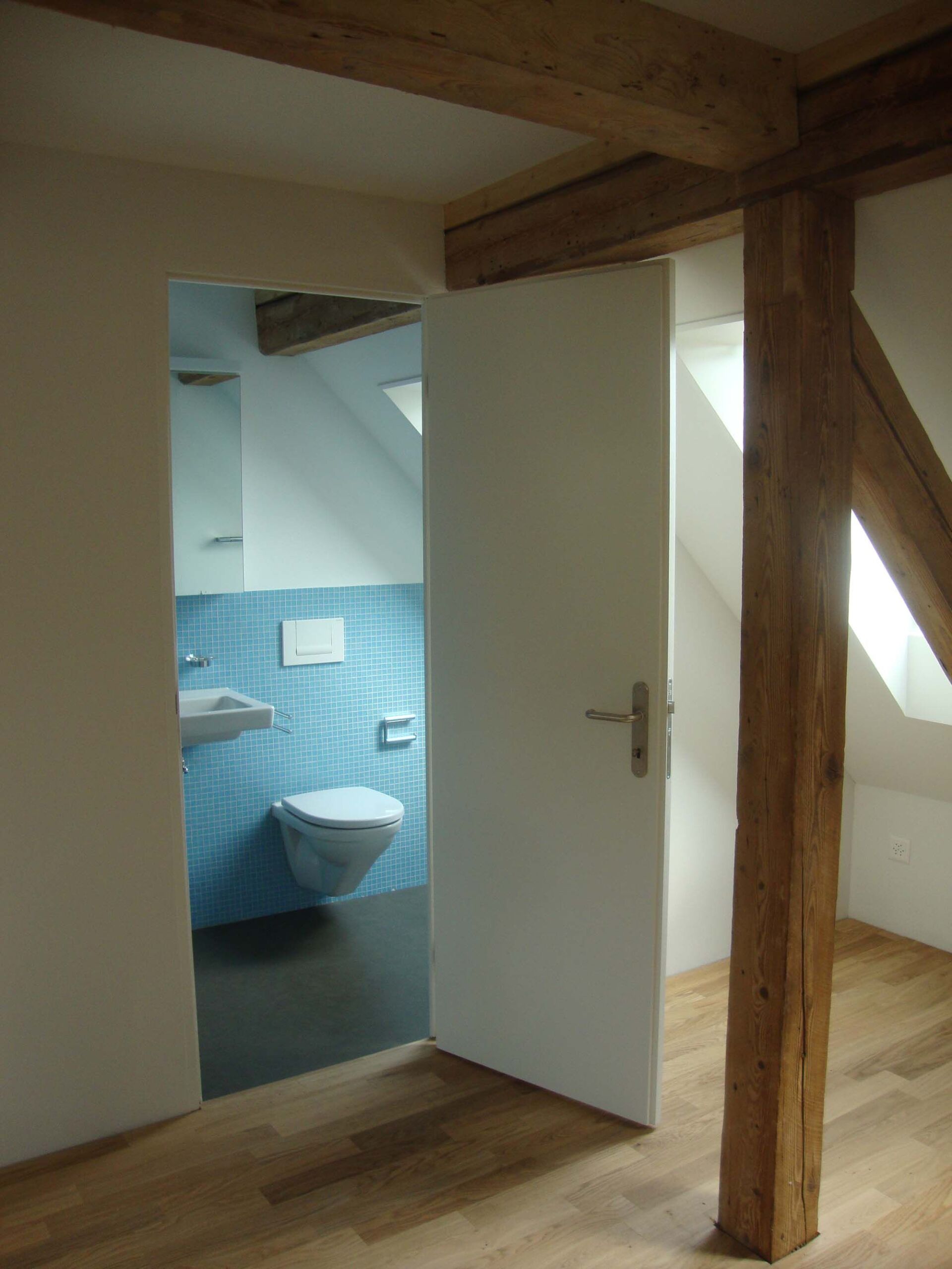 Sanierung und Dachausbau Mehrfamilienhaus Luzern -Roland Engel Architektur GmbH in Luzern