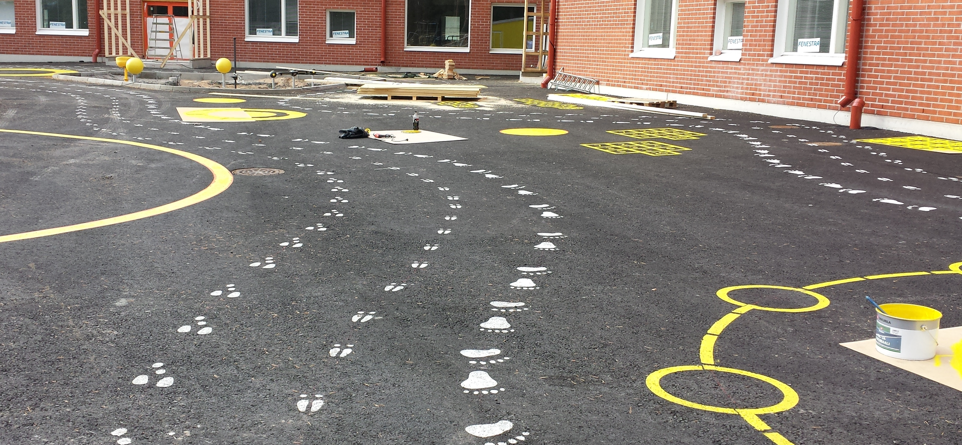 koulun leikkikenttä