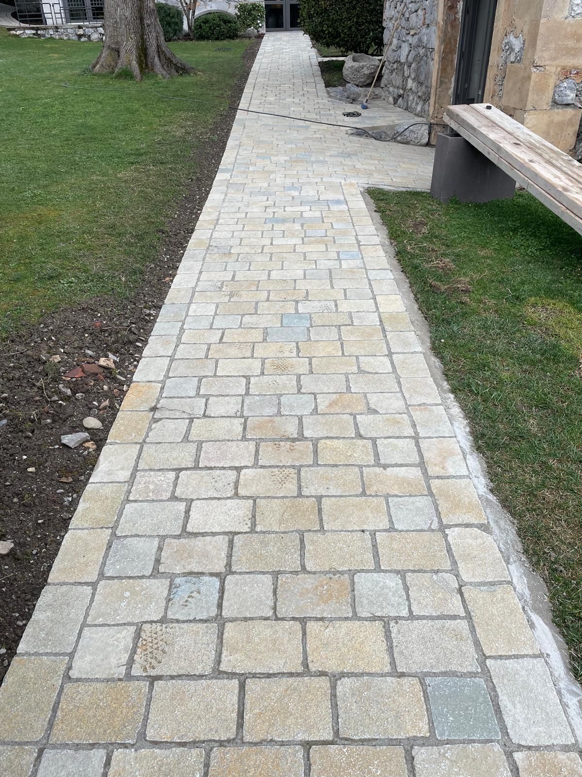 Mise en place d'une allée