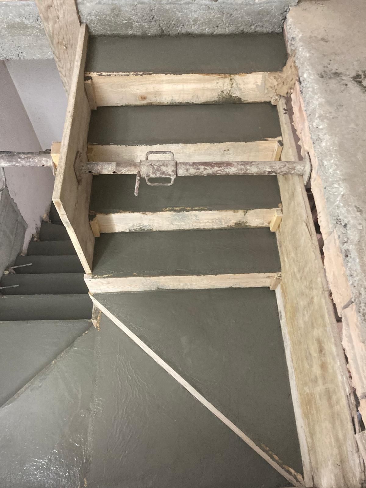 Escalier en cours de création