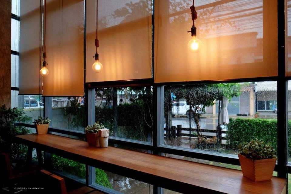 Tapeten- und Rollostand von der Heimdecor Fachmarkt Zündorf GmbH