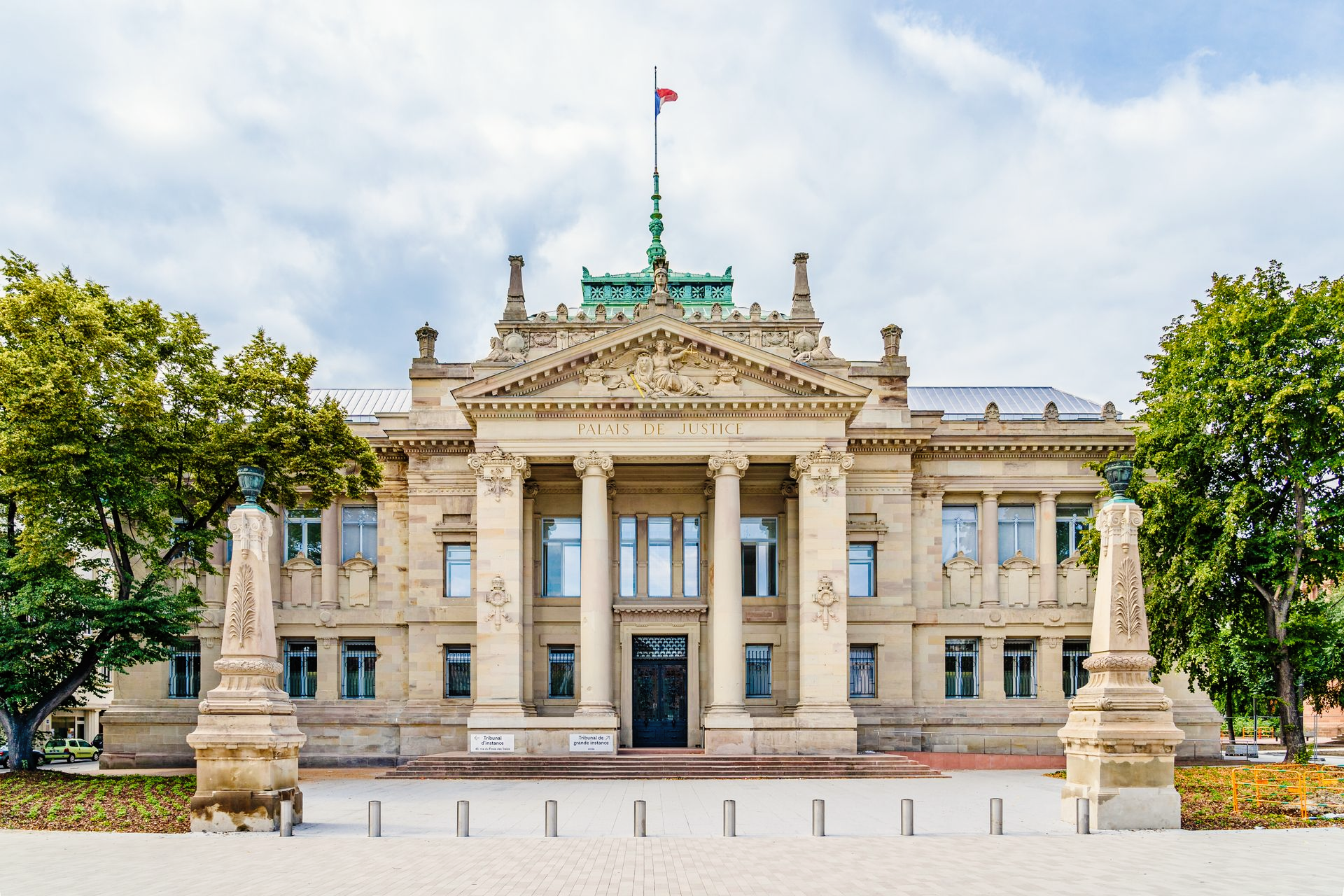 Tribunal de Strasbourg vu de face