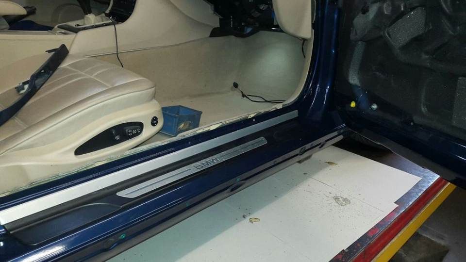 Innenbereich eines Autos, Carrosserie W. Schoch GmbH