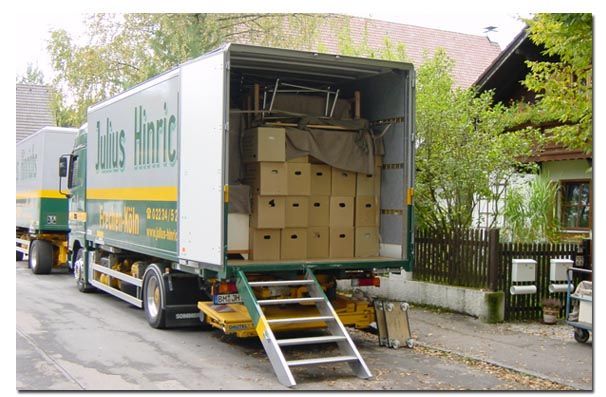 Julius Hinrichs Möbel-Spedition - Umzug und Aufbau
