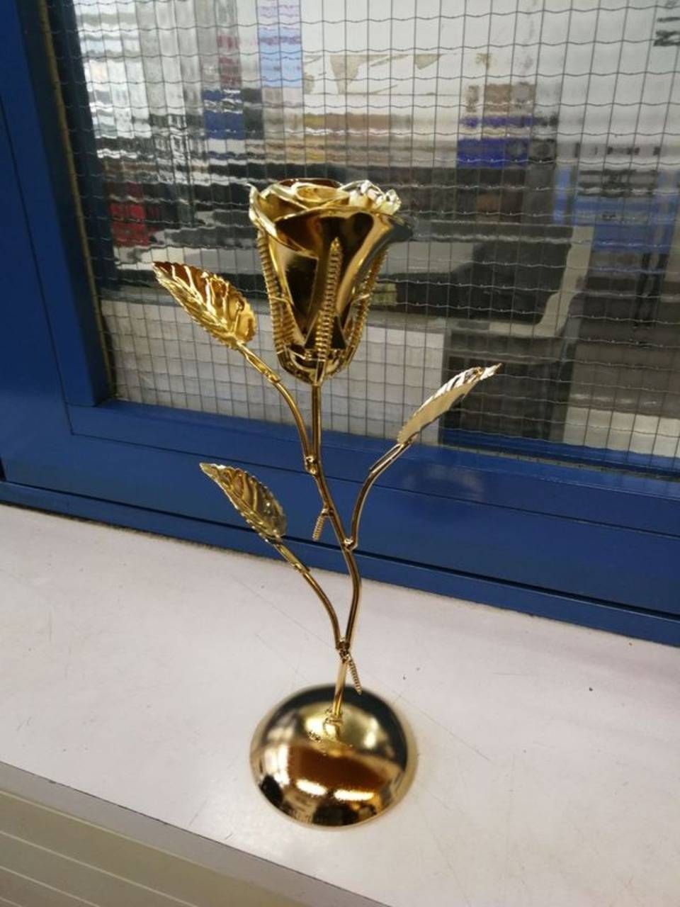 Rose vergolded aus Metall, Kälin Galvanik AG