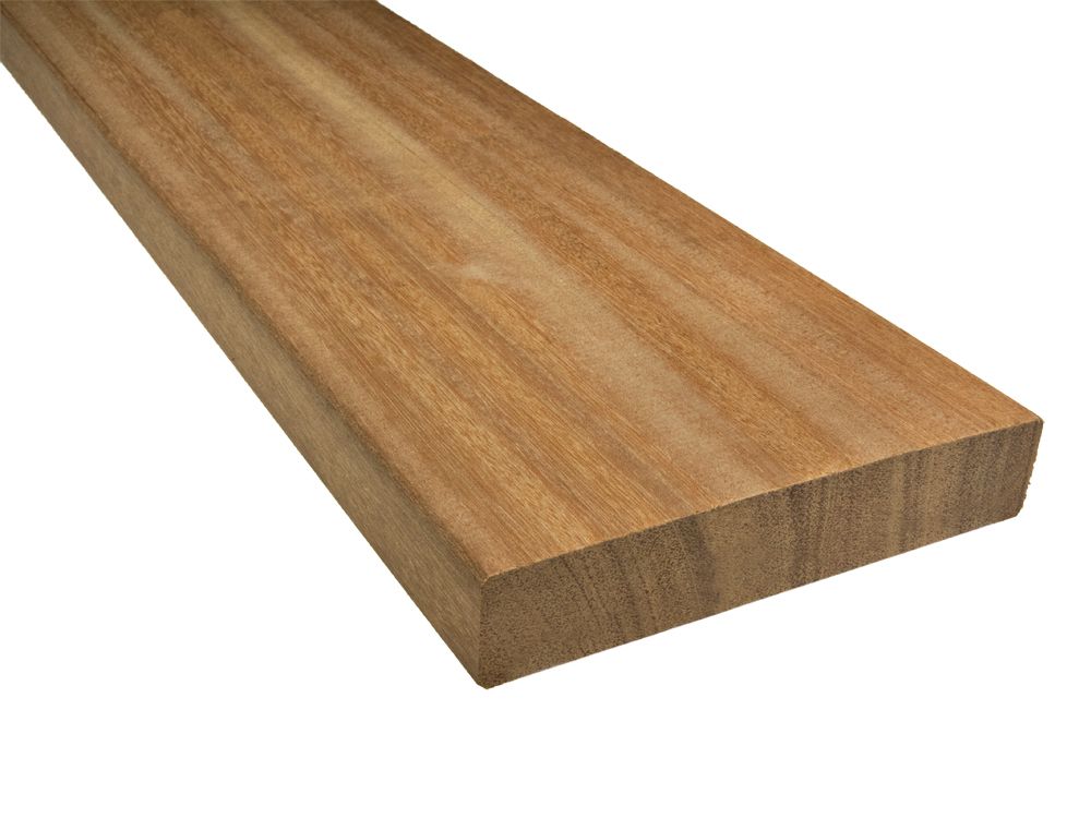 Holzplanke, mittelbraune Farbe, die Maserung ist sichtbar.