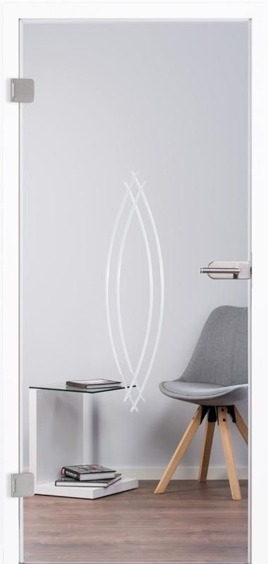 Im Zimmer gibt es einen Stuhl und einen Tisch.