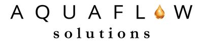 Logo Aquaflow Solutions avec le nom de l'entreprise en lettres noires et une goutte d'eau dor&eacute;e int&eacute;gr&eacute;e au design.