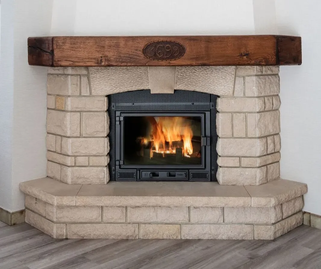 Insert à bois rustique