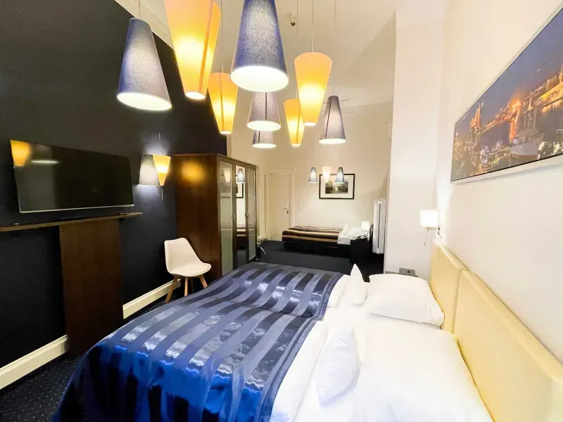 Triple Bedroom