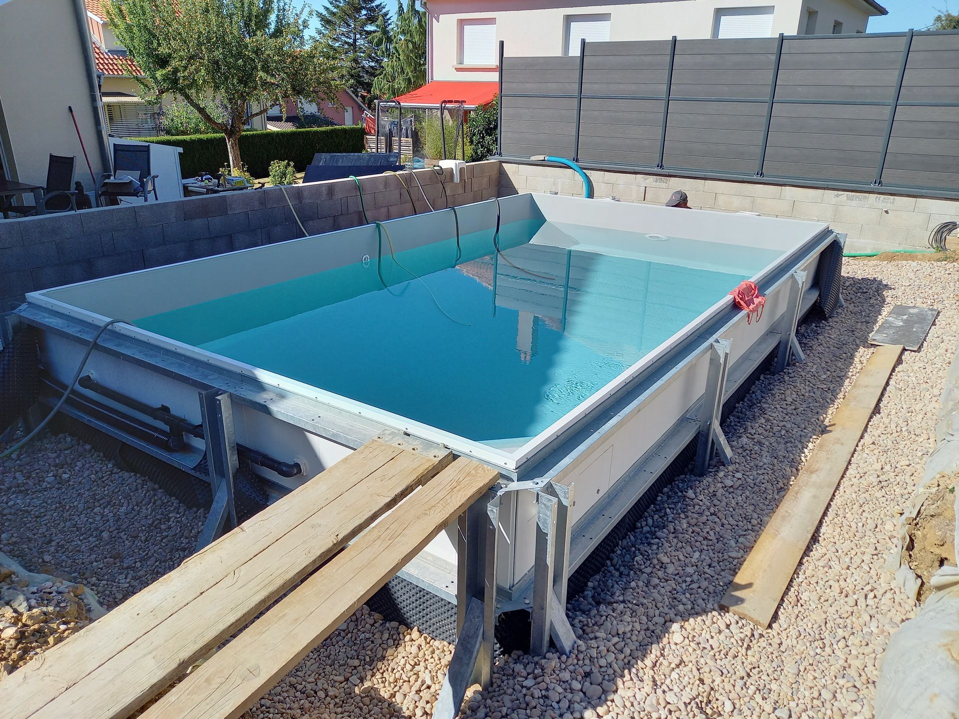 Installation piscine enterrée modulaire