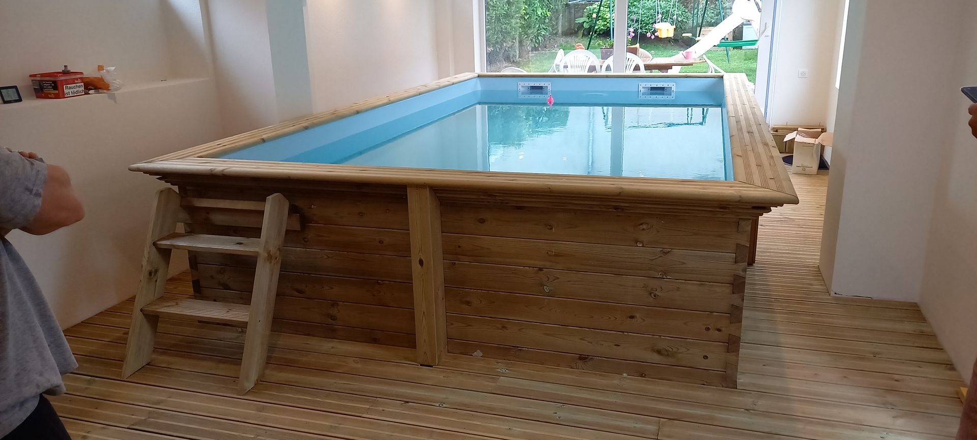 piscine hors sol intérieur