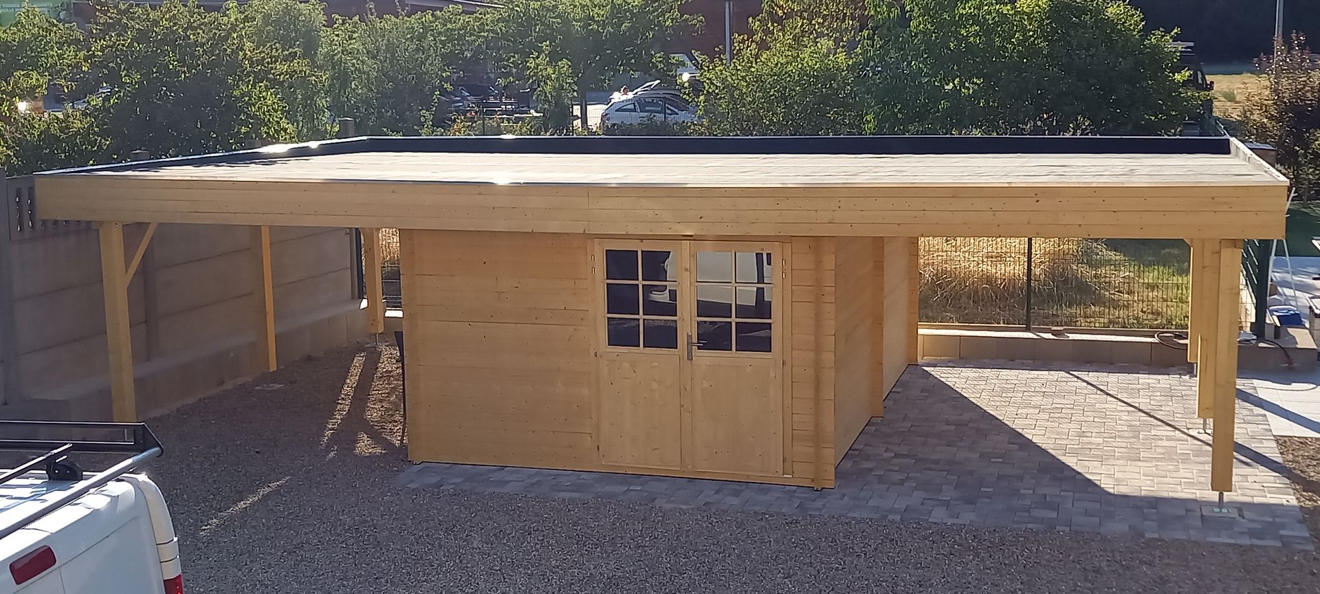 Chalet en bois de piscine