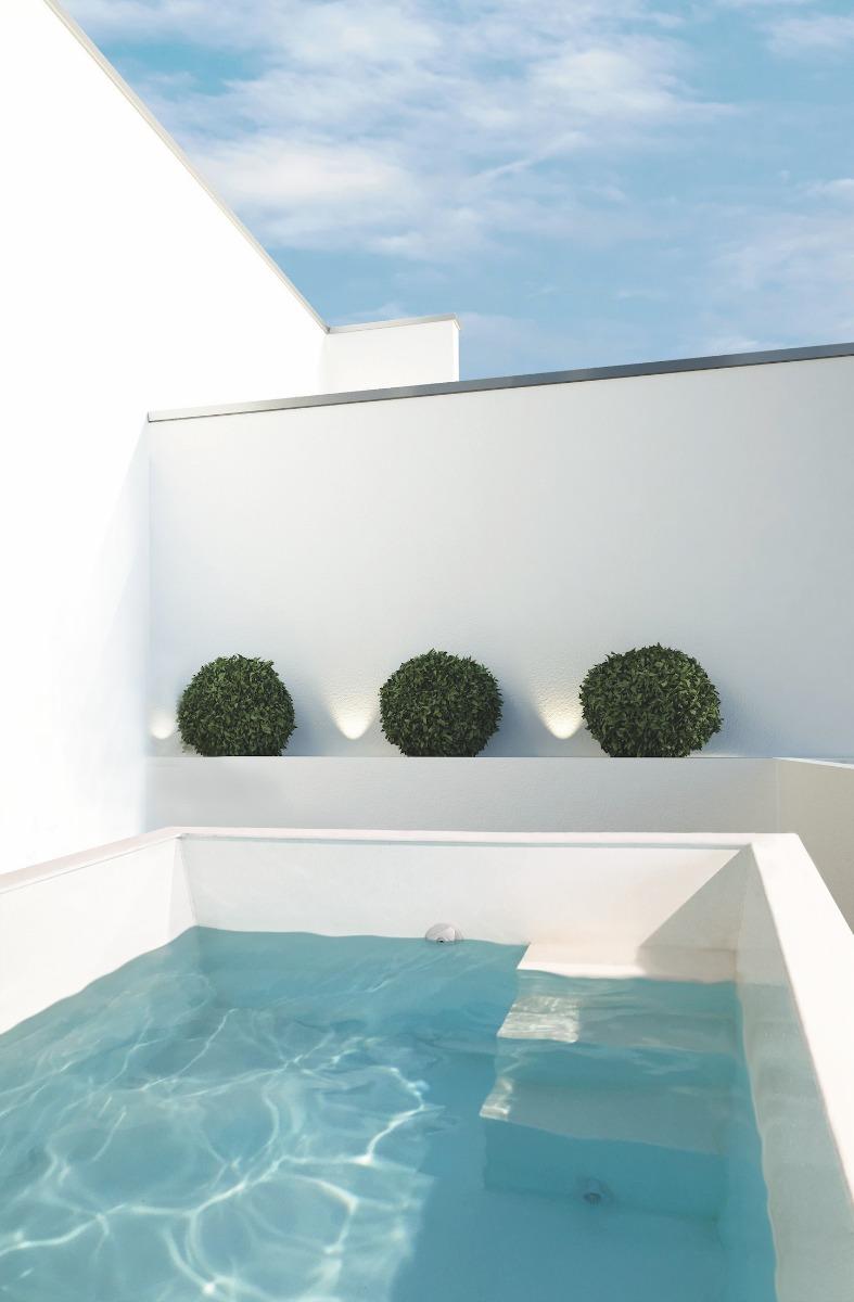 Spa blanc extérieur