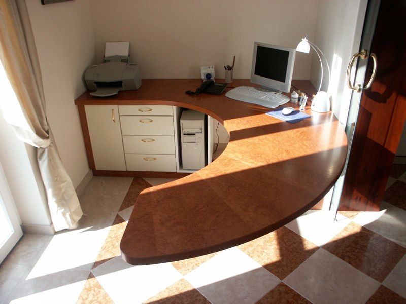 Arbeitszimmer Schreibtisch