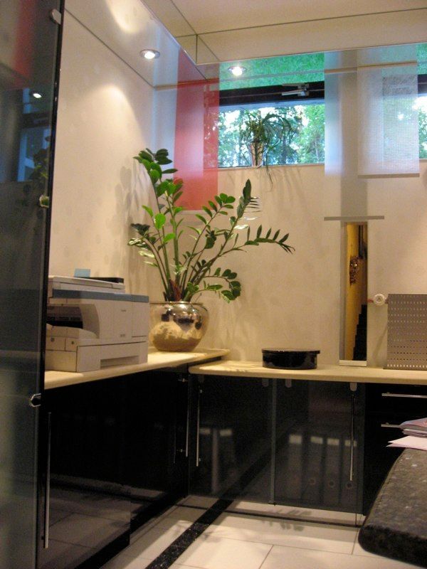 Büro Schränke Ordnung