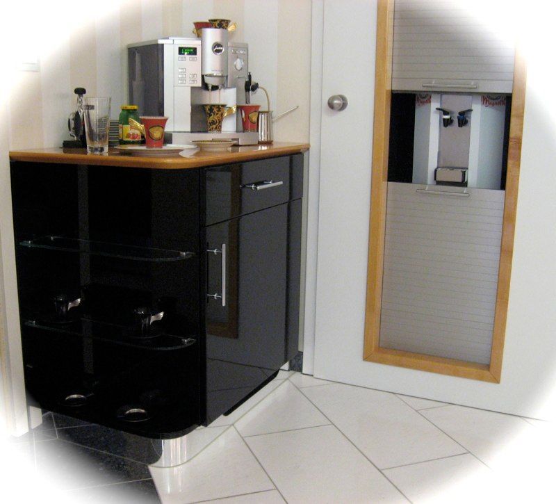 Büro verschiedene Schränke