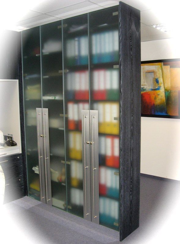 Glas Schrank für Ordnung