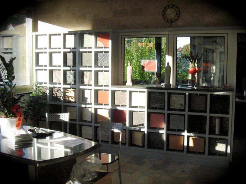 Ladeneinrichtung Regale